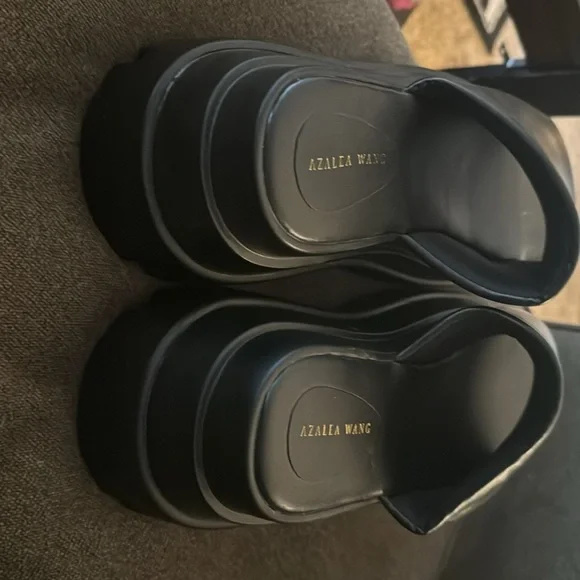 Stacks of slides - Picture 3 of 4